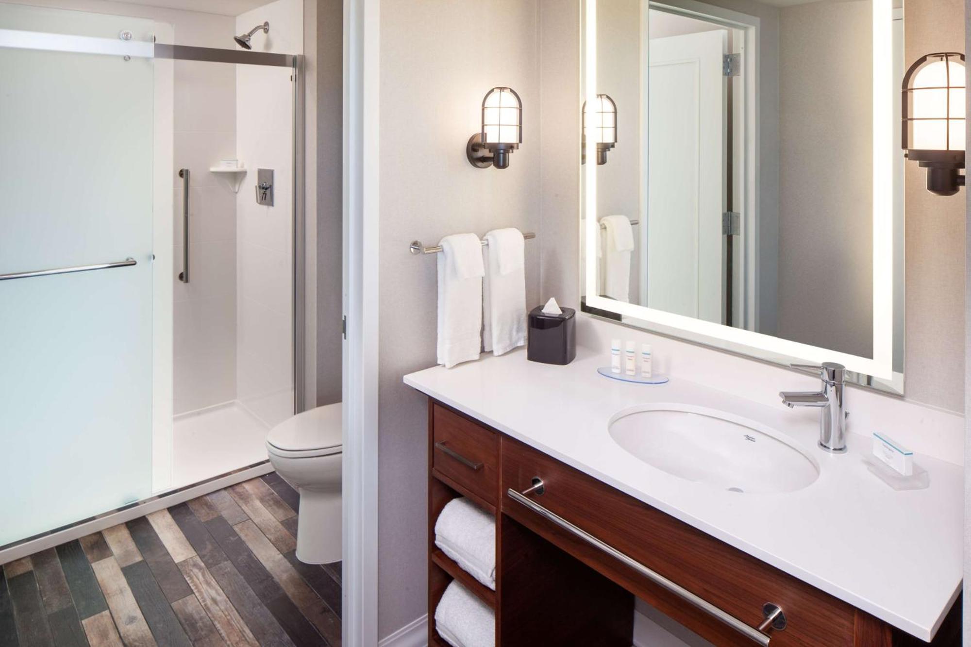Homewood Suites By Hilton Boston Seaport District Екстер'єр фото