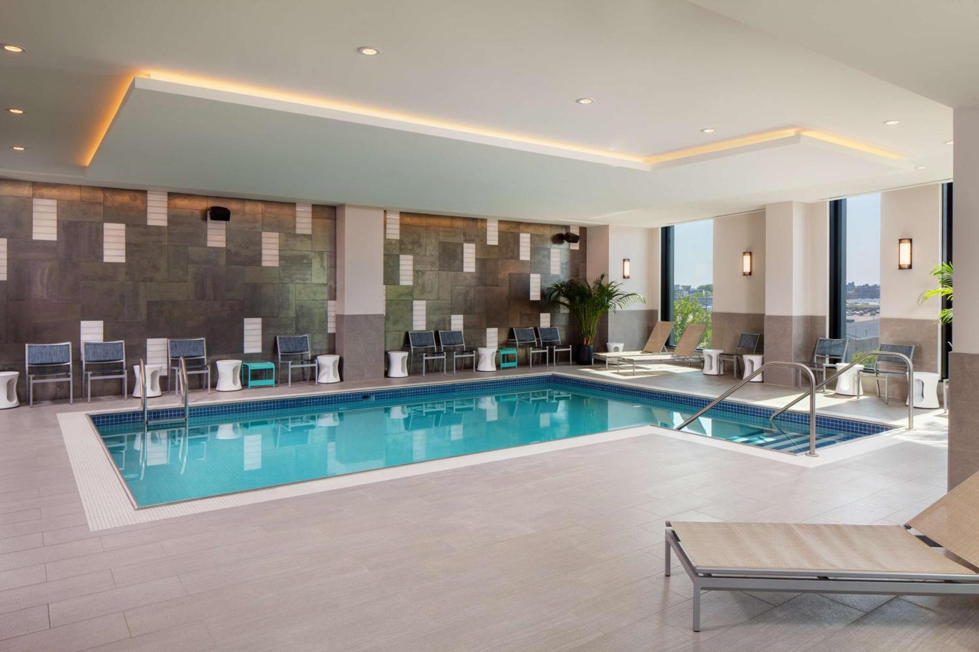 Homewood Suites By Hilton Boston Seaport District Екстер'єр фото