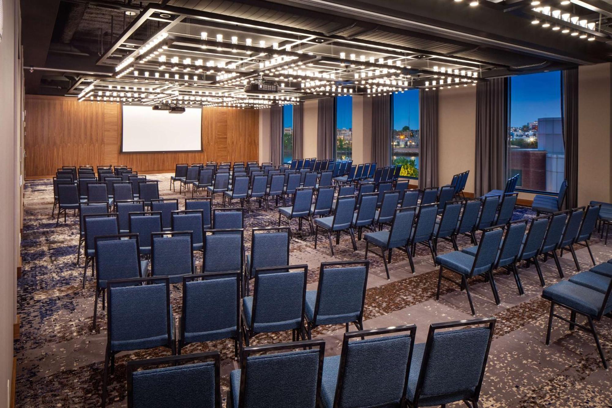 Homewood Suites By Hilton Boston Seaport District Екстер'єр фото